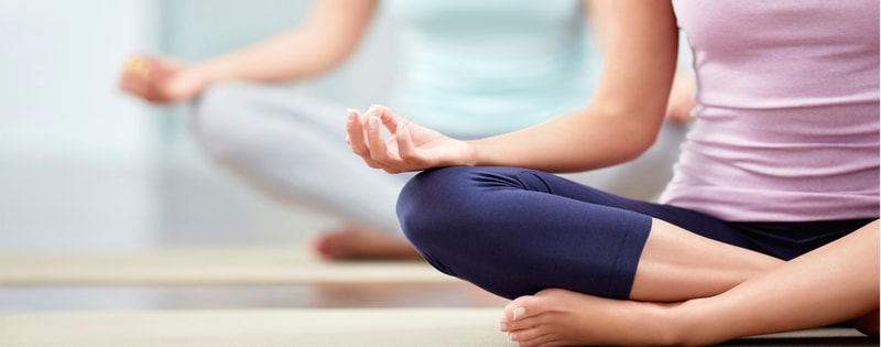 Yogastellungen zum Abnehmen und zur Bekämpfung von Cellulite